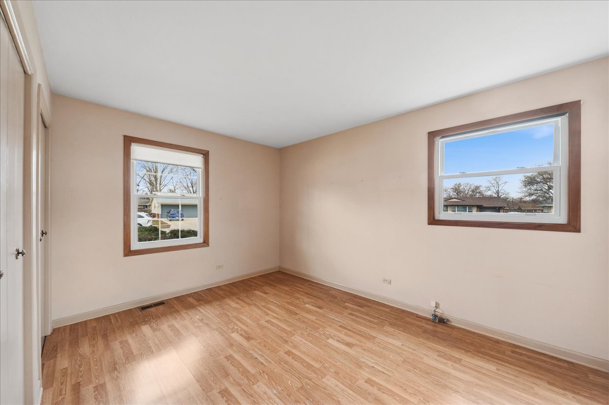 234 Peach Tree Lane, Elk Grove Village, IL 60007