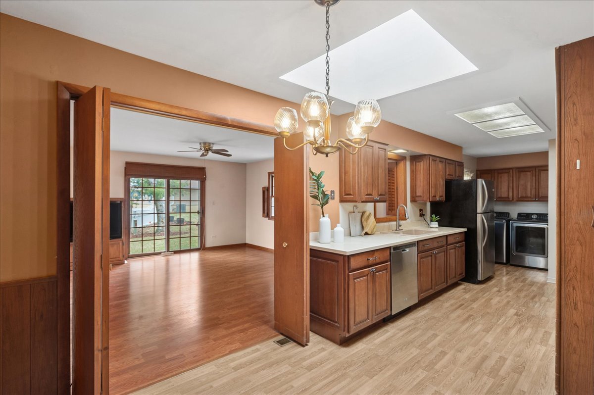 234 Peach Tree Lane, Elk Grove Village, IL 60007