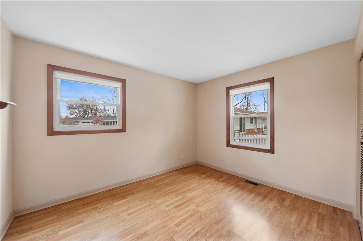 234 Peach Tree Lane, Elk Grove Village, IL 60007