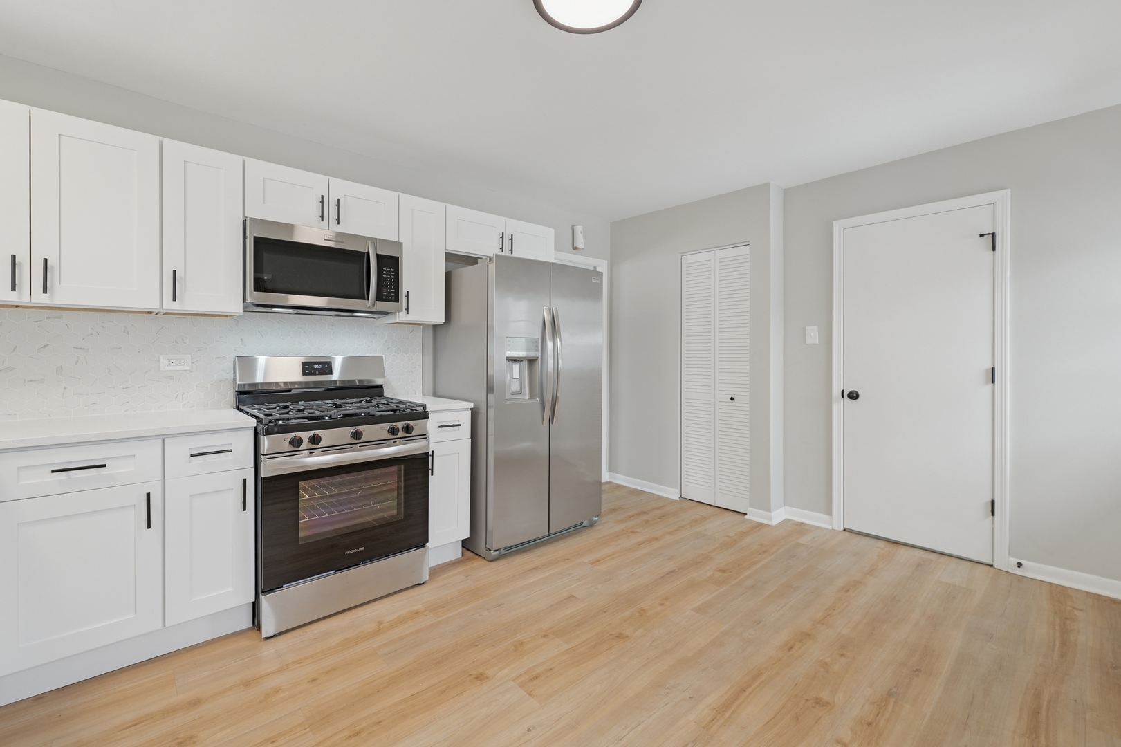 26 E Normandy Drive, Chicago Heights, IL 60411