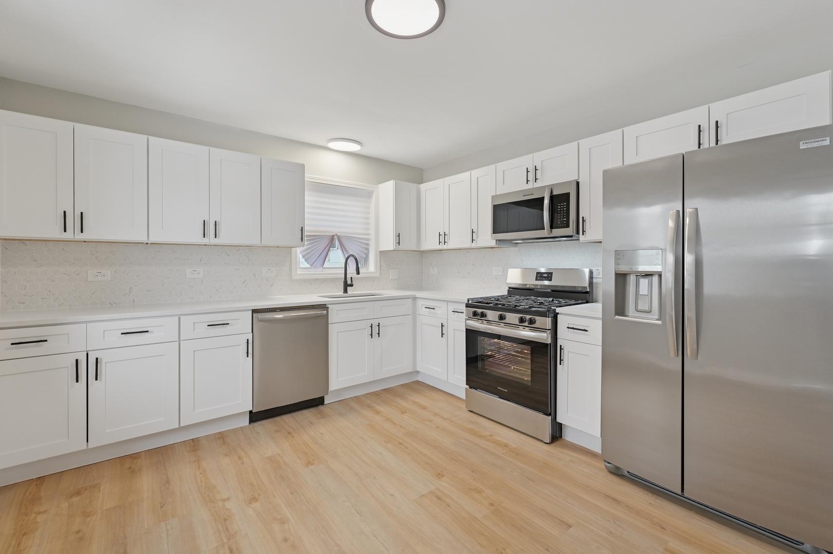 26 E Normandy Drive, Chicago Heights, IL 60411