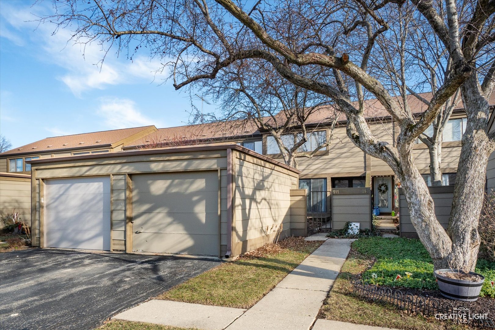 111 Aberdeen Court, Geneva, IL 60134