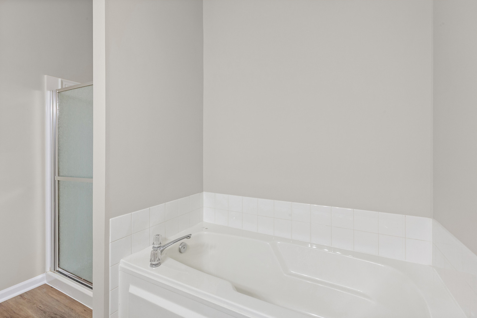 2607 Lexington Lane, Naperville, IL 60540