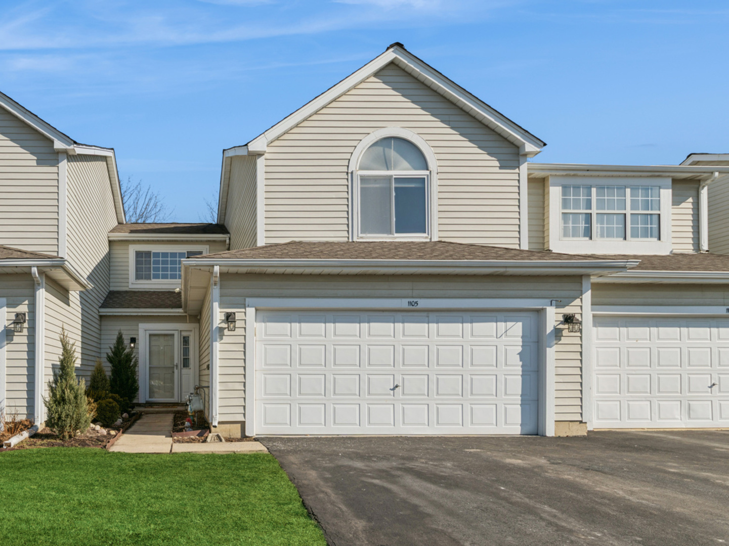 1105 Longford Road, Bartlett, IL 60103