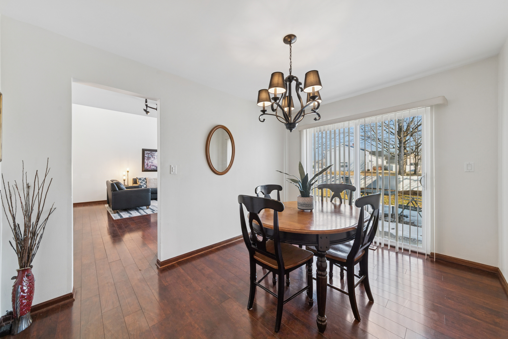 1105 Longford Road, Bartlett, IL 60103