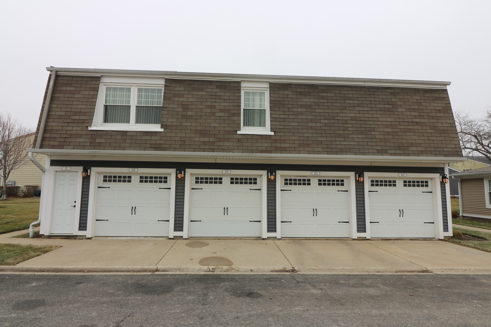 360 Farmingdale Circle #360, Vernon Hills, IL 60061