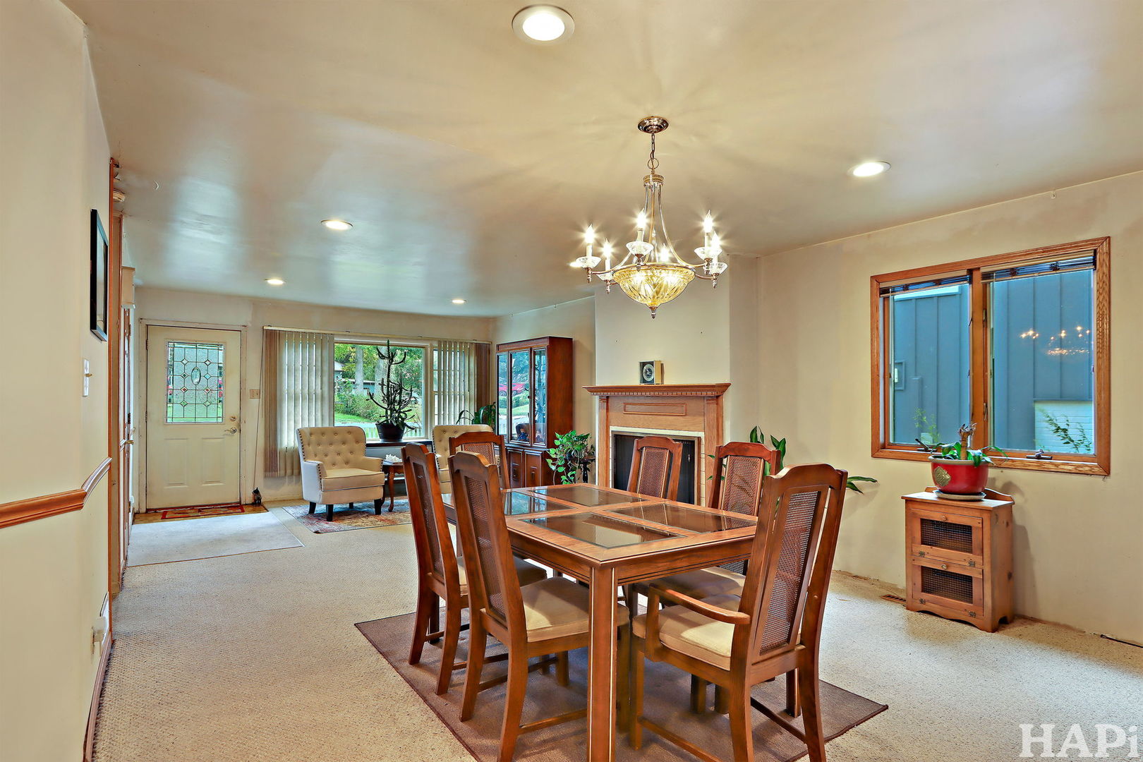 144 Oakwood Drive, Antioch, IL 60002