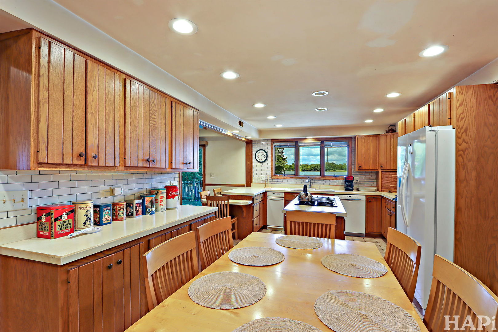 144 Oakwood Drive, Antioch, IL 60002