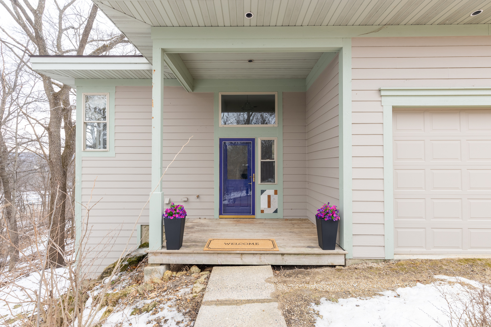 1 Waterford Drive, Galena, IL 61036