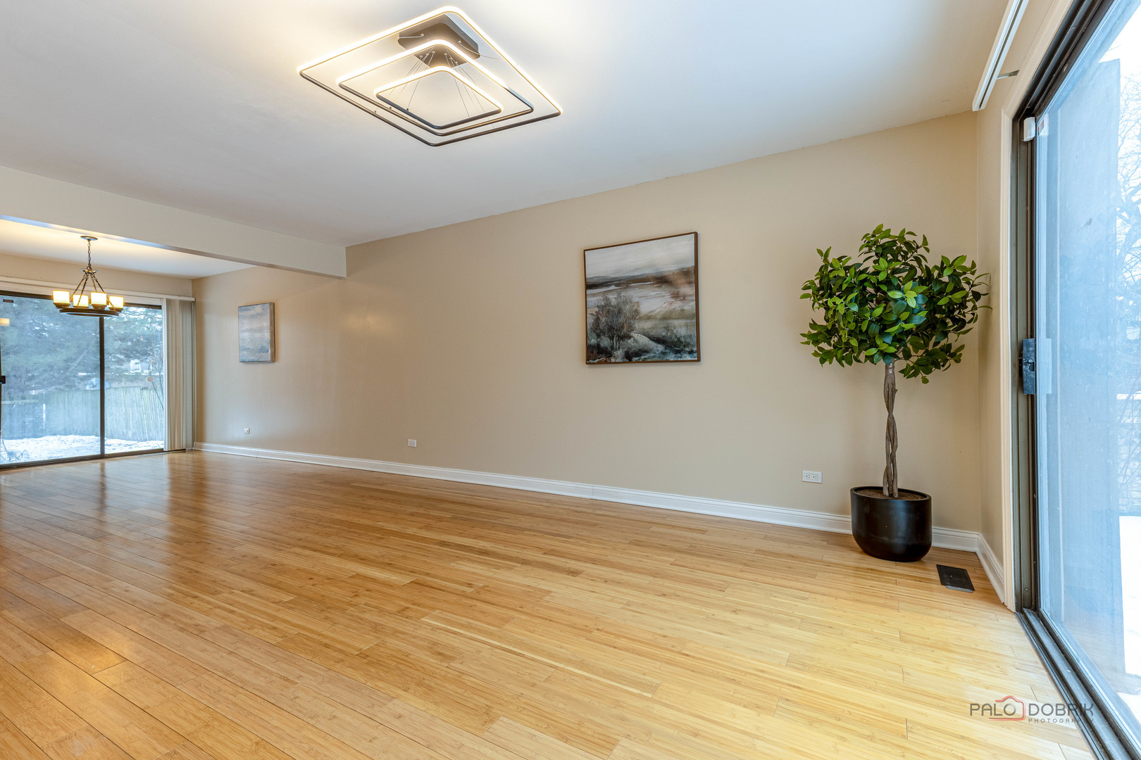 2431 Cobblewood Drive, Northbrook, IL 60062