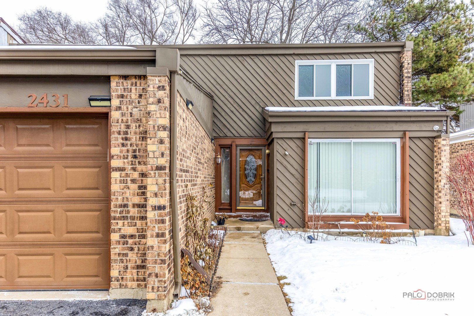 2431 Cobblewood Drive, Northbrook, IL 60062