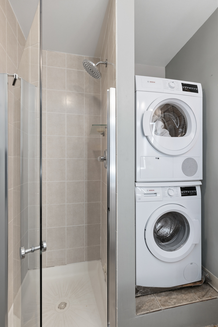 906 W Alleghany Drive #2A, Arlington Heights, IL 60004