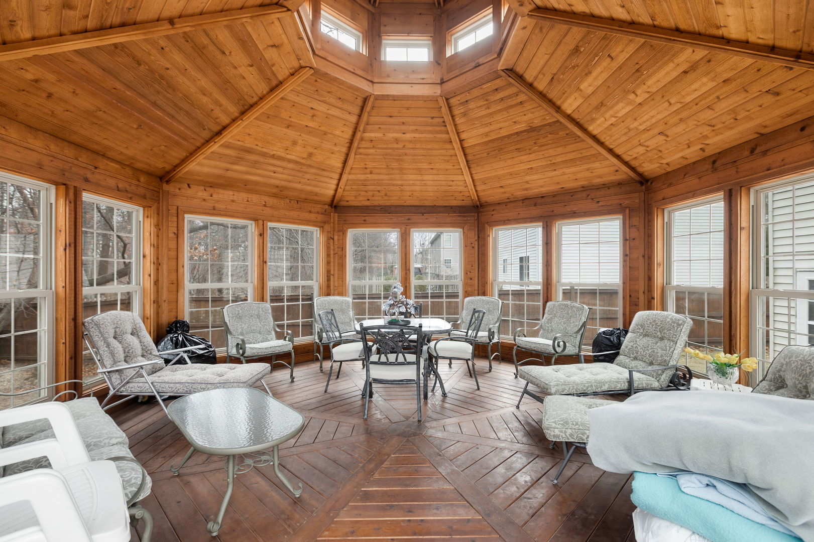 565 Prescott Lane, Gurnee, IL 60031