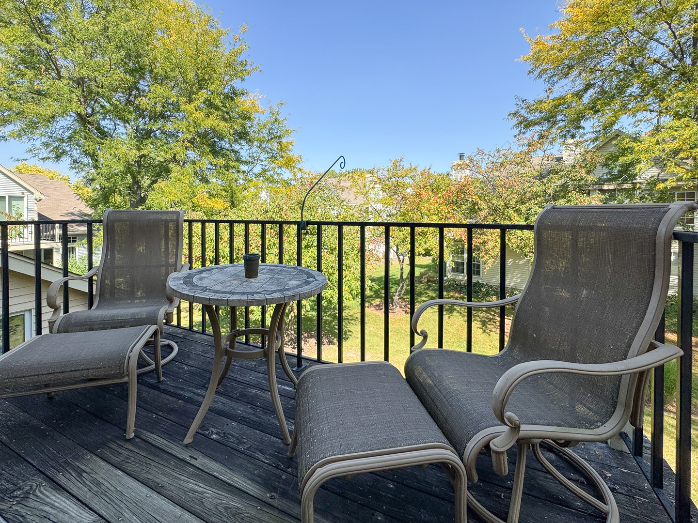 30W015 Juniper Court #30W015, Warrenville, IL 60555