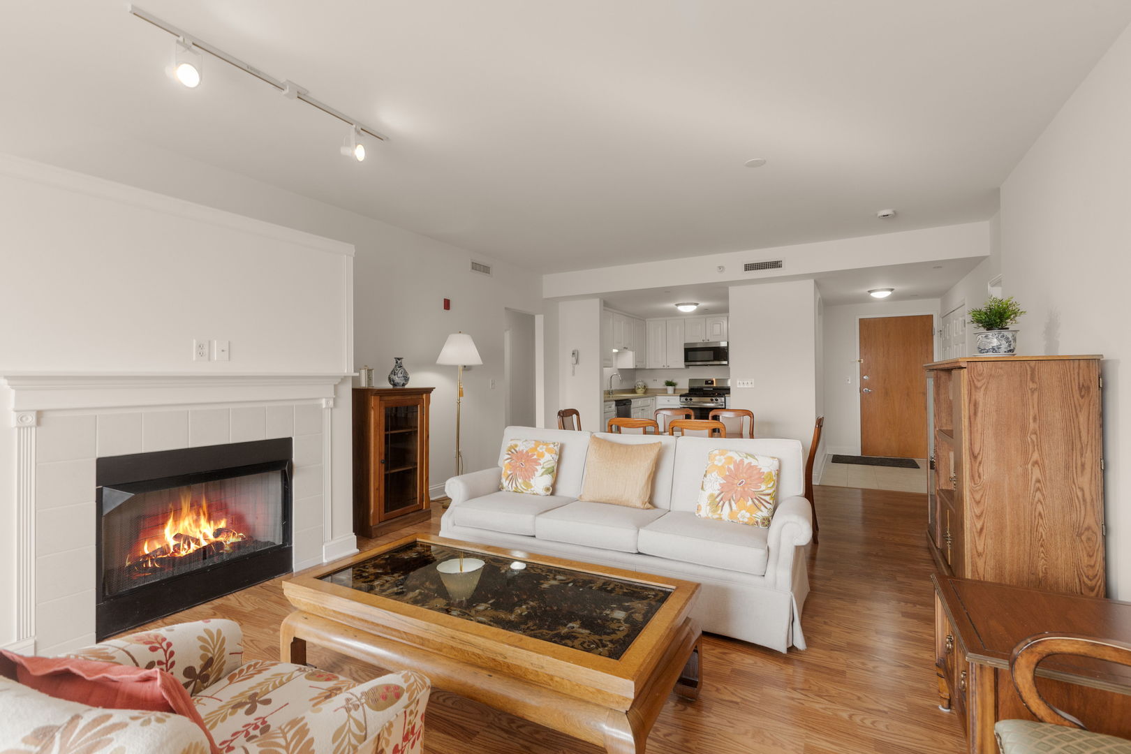 125 N Buffalo Grove Road #104, Buffalo Grove, IL 60089