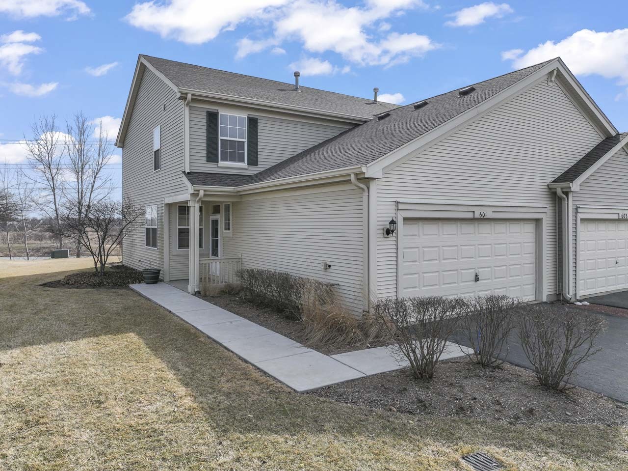 601 W Kristina Lane, Round Lake, IL 60073