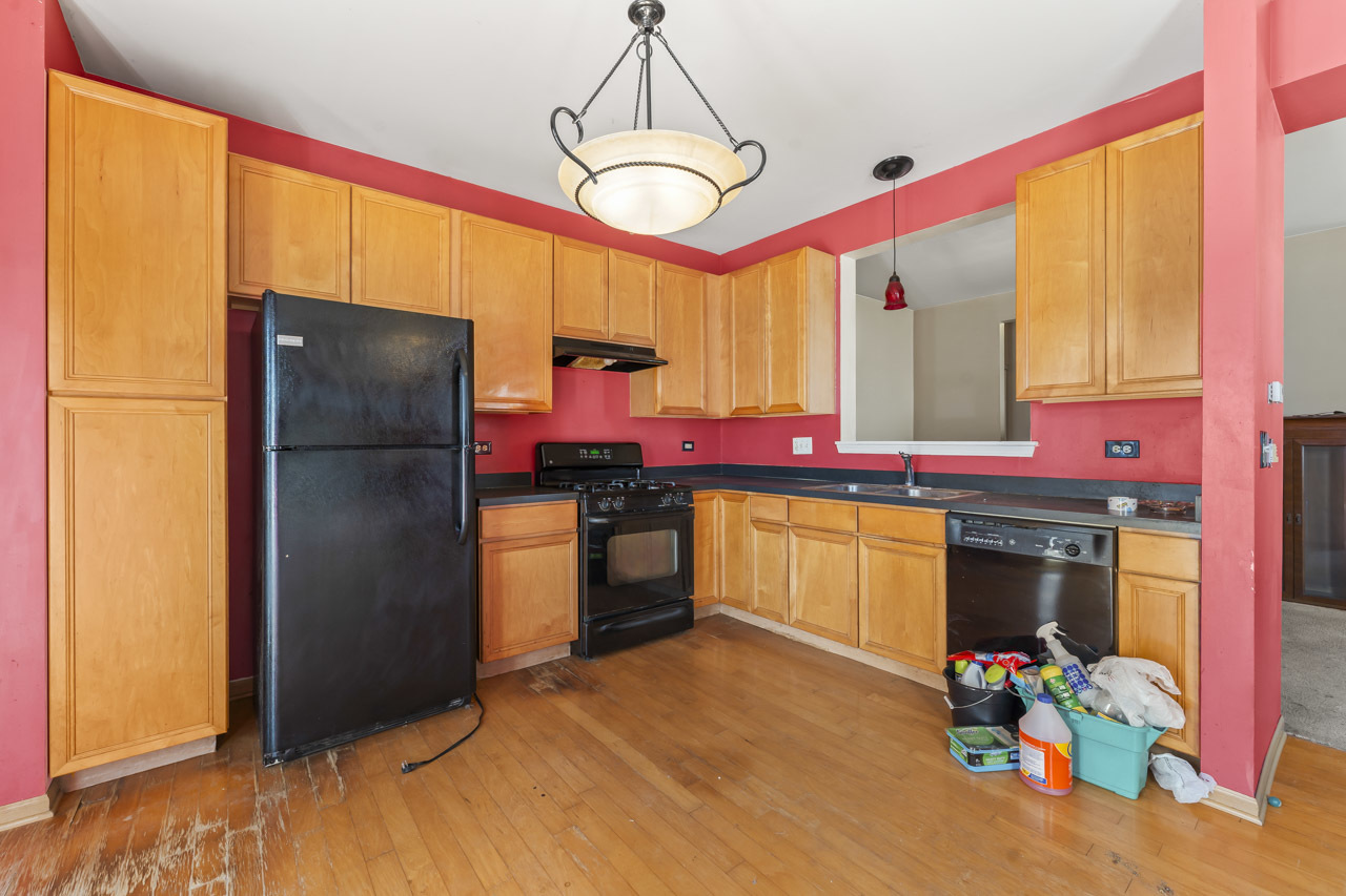 601 W Kristina Lane, Round Lake, IL 60073