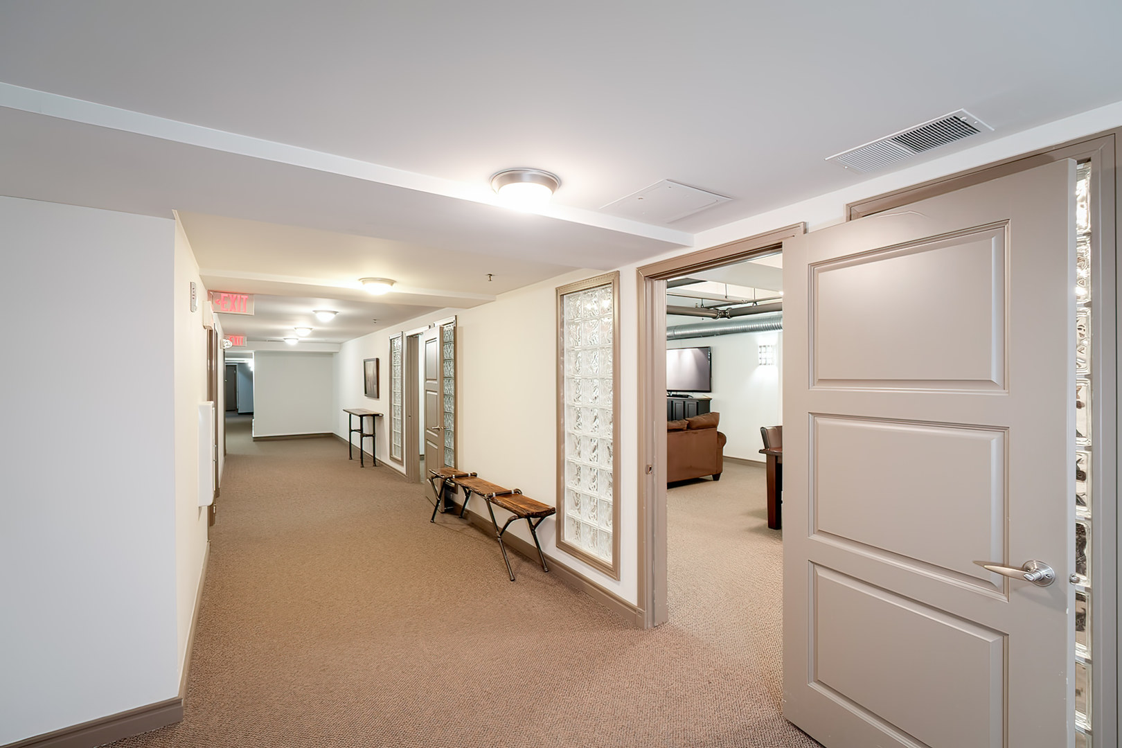 212 N Center Street #301, Bloomington, IL 61701