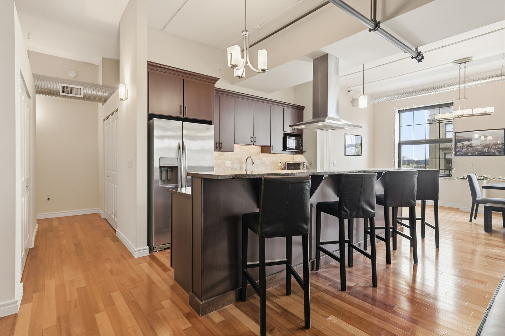 212 N Center Street #301, Bloomington, IL 61701