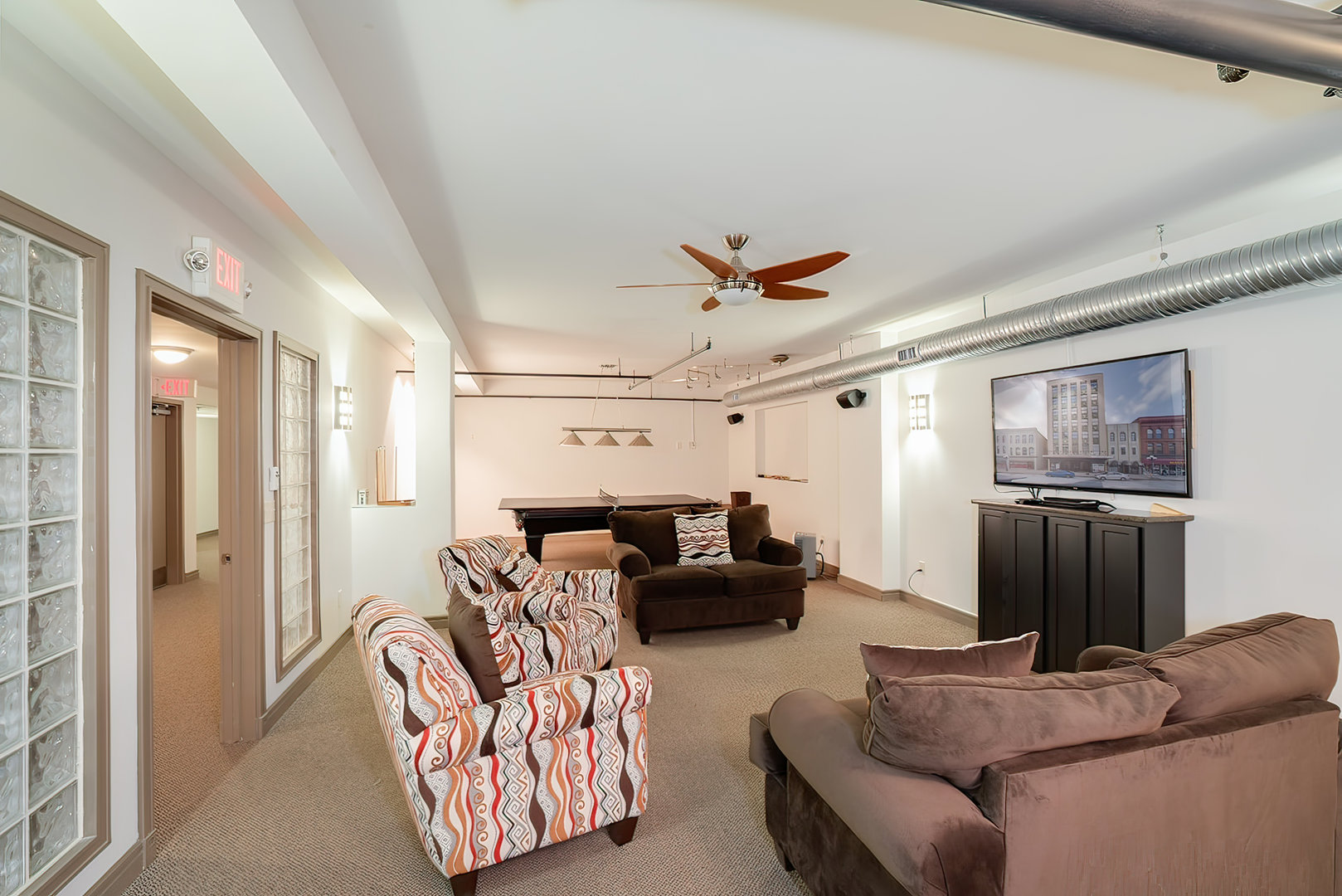 212 N Center Street #301, Bloomington, IL 61701