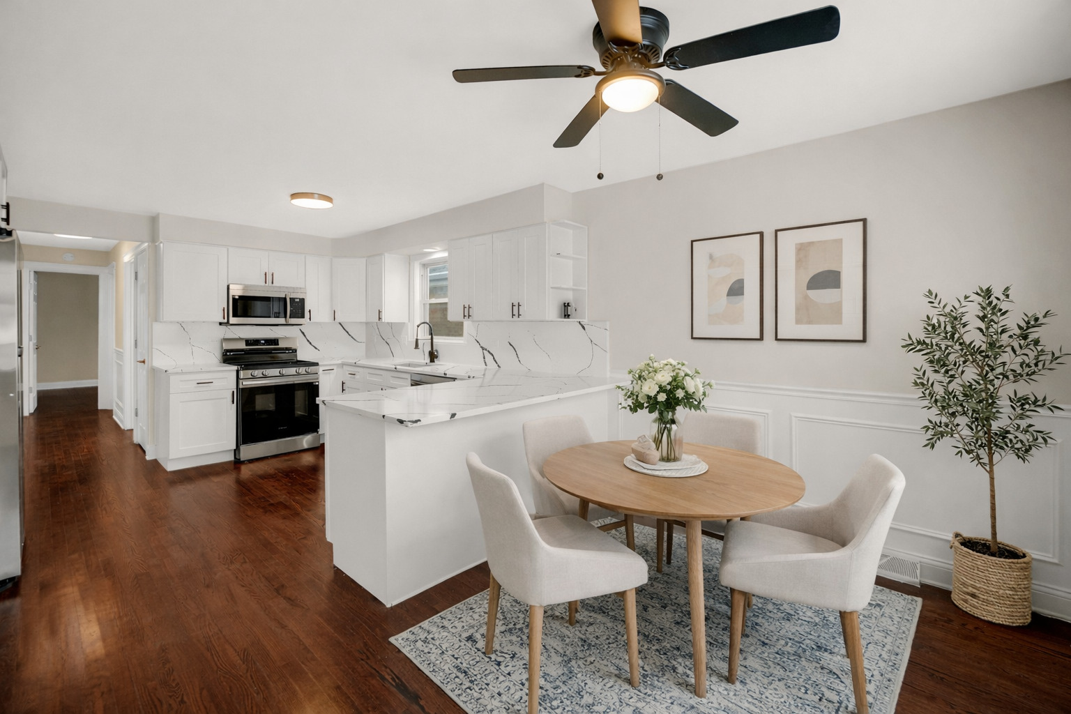 12930 S Carpenter Street, Calumet Park, IL 60827