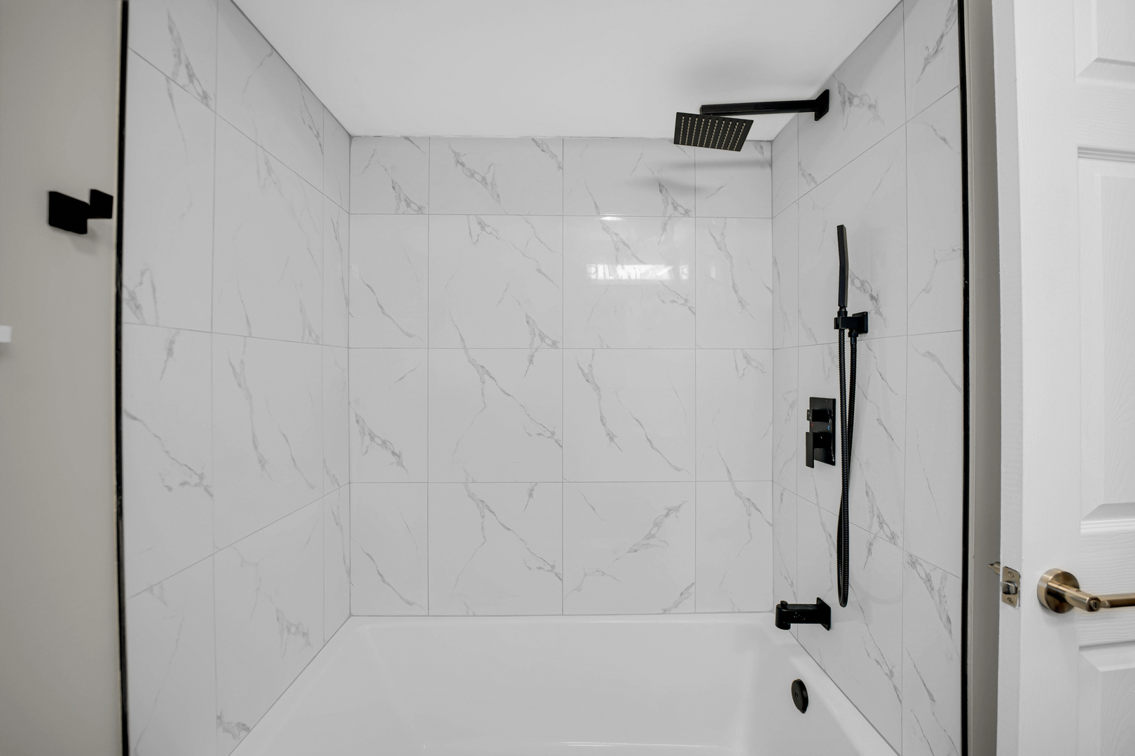 12930 S Carpenter Street, Calumet Park, IL 60827