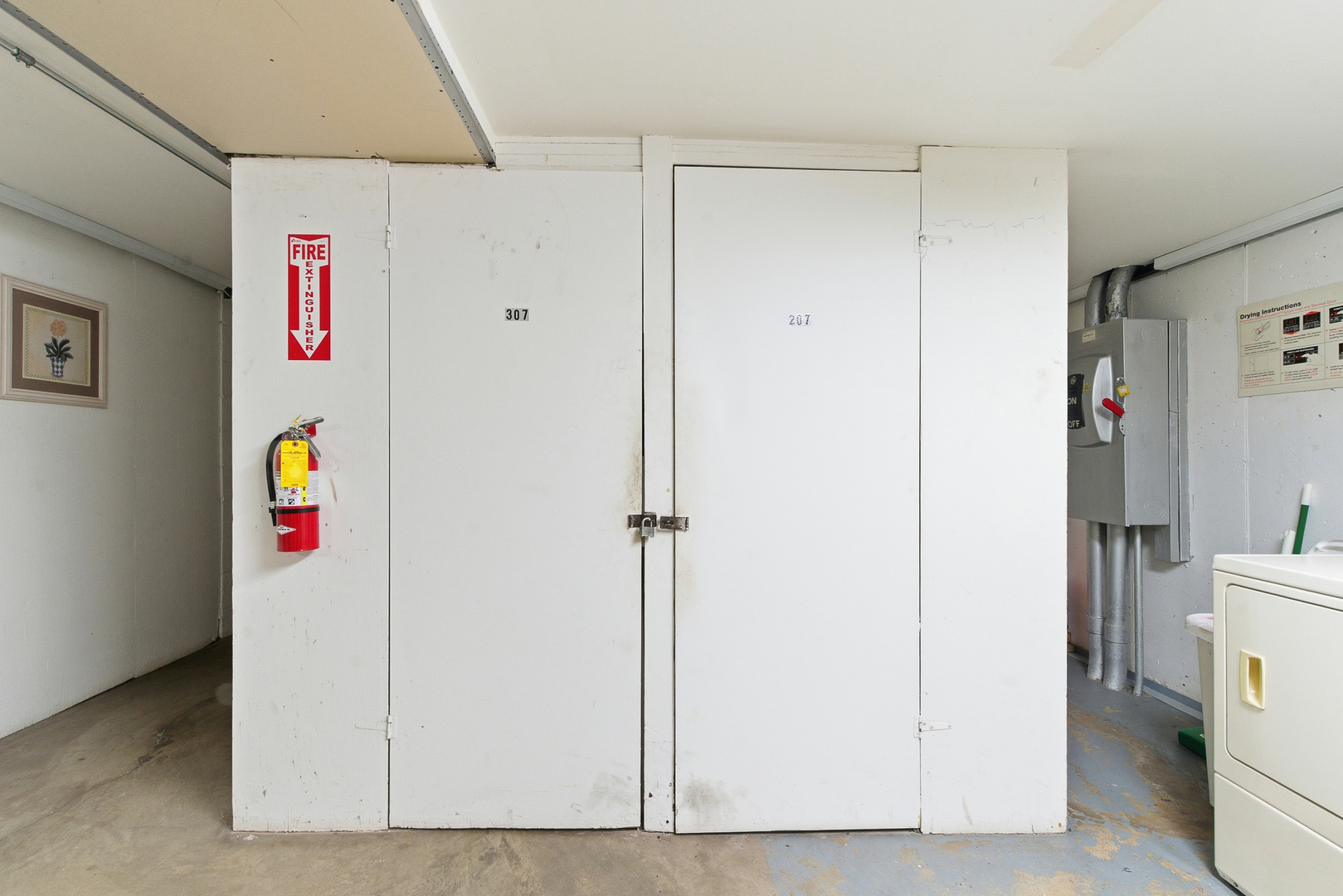 3001 N PARIS Avenue #207, River Grove, IL 60171