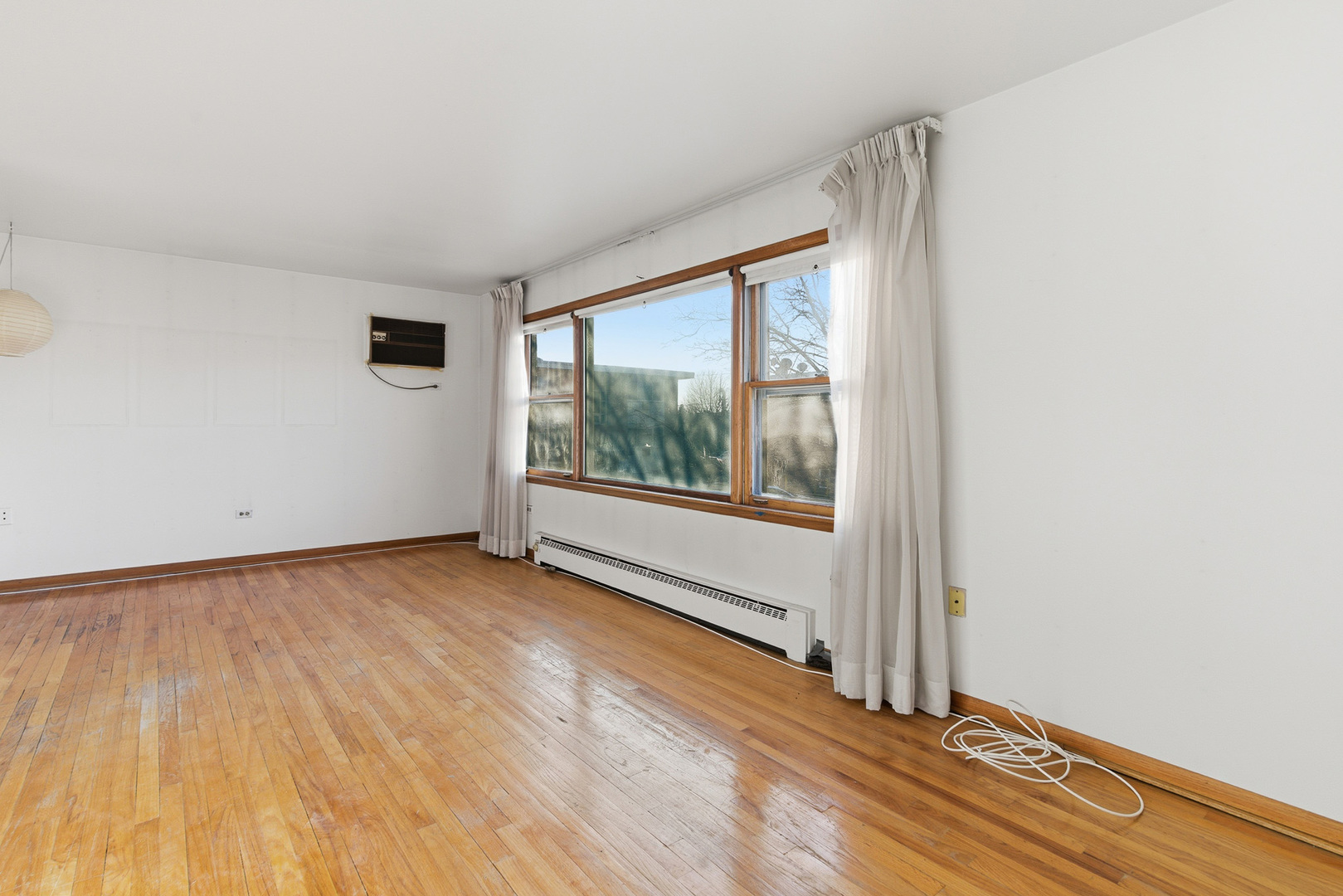 3001 N PARIS Avenue #207, River Grove, IL 60171