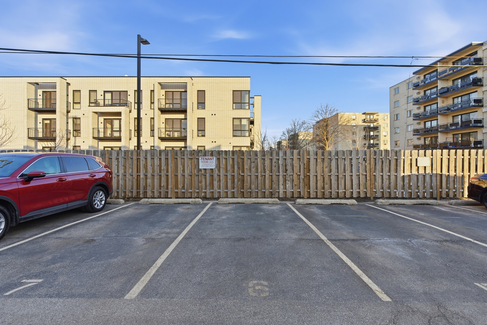 3001 N PARIS Avenue #207, River Grove, IL 60171