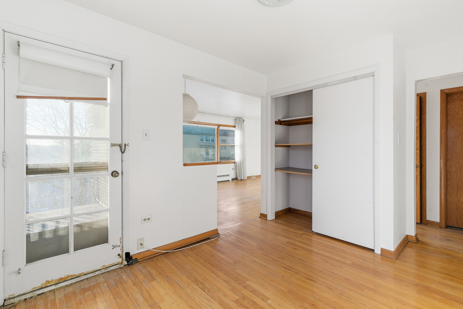 3001 N PARIS Avenue #207, River Grove, IL 60171