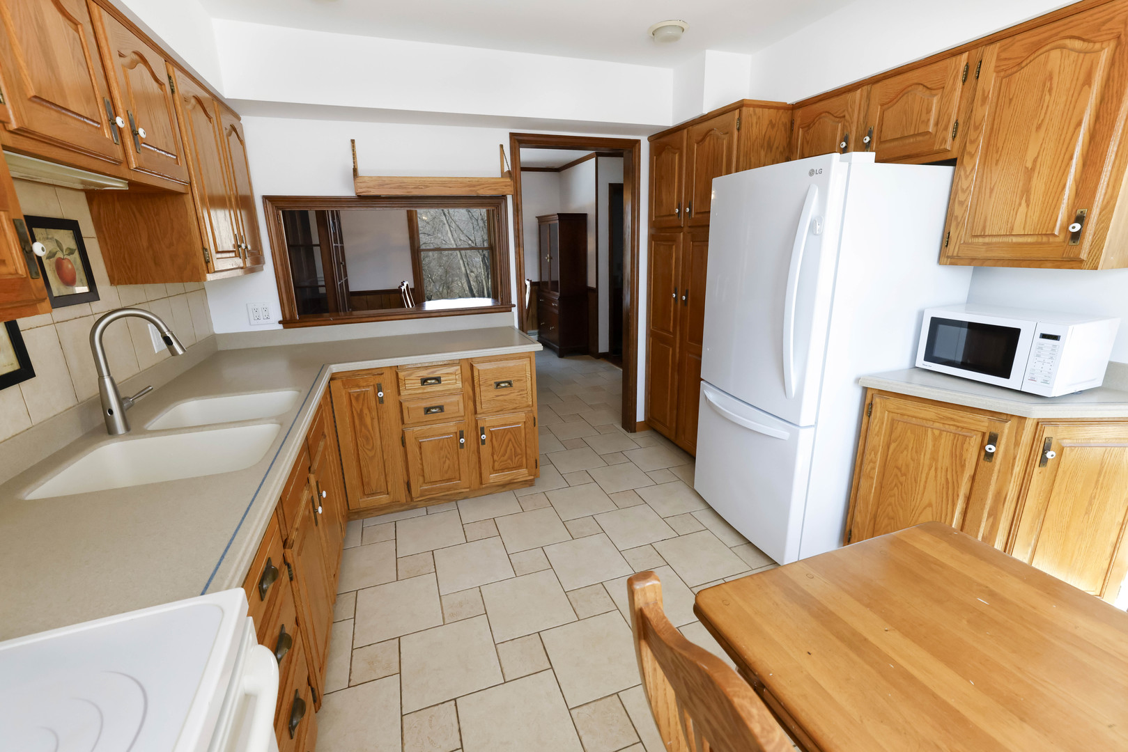 9011 Gardner Road, Fox River Grove, IL 60021