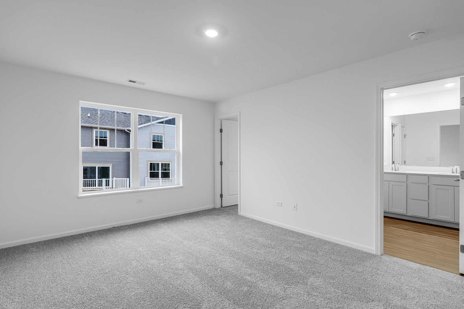 415 Red Oak Circle, Volo, IL 60020