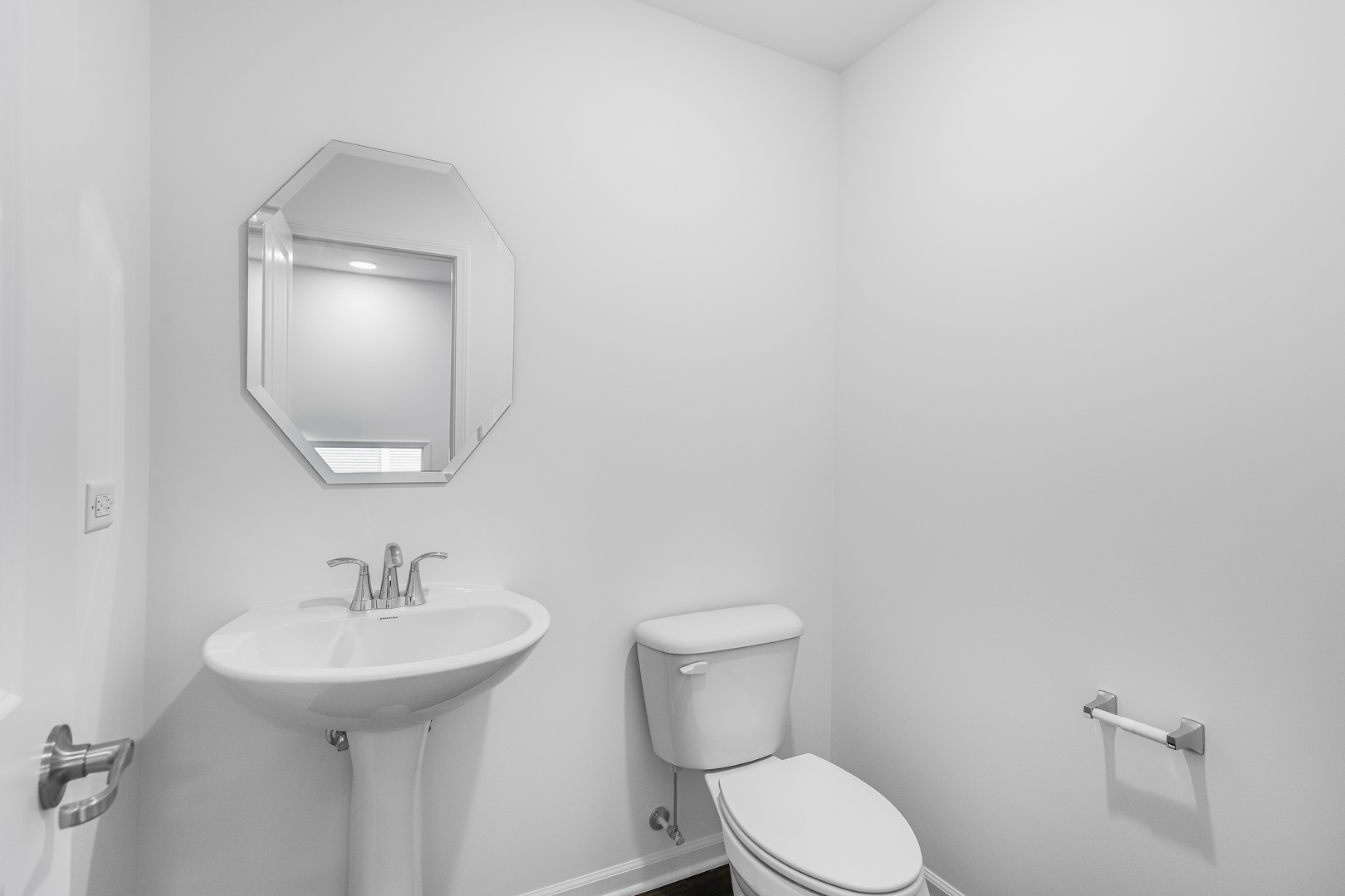 415 Red Oak Circle, Volo, IL 60020