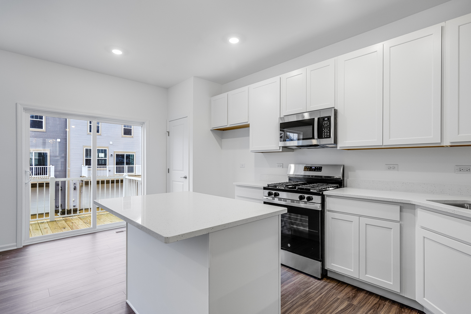 415 Red Oak Circle, Volo, IL 60020