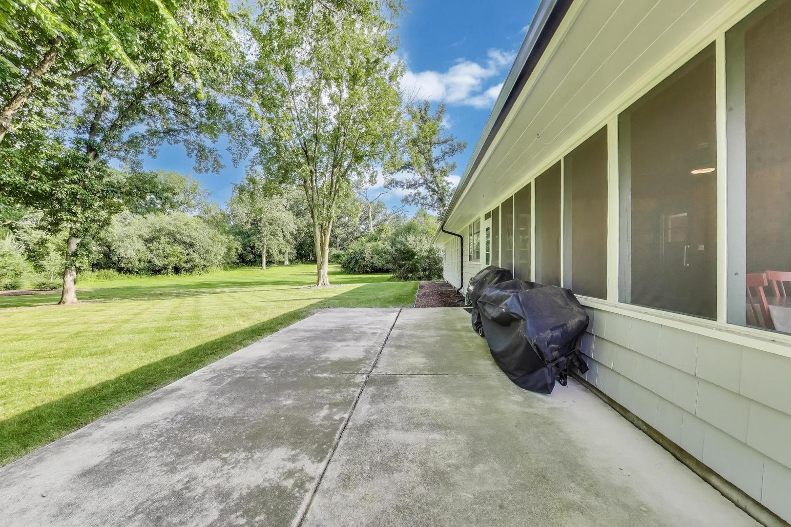 3801 Madison Street, Oak Brook, IL 60523