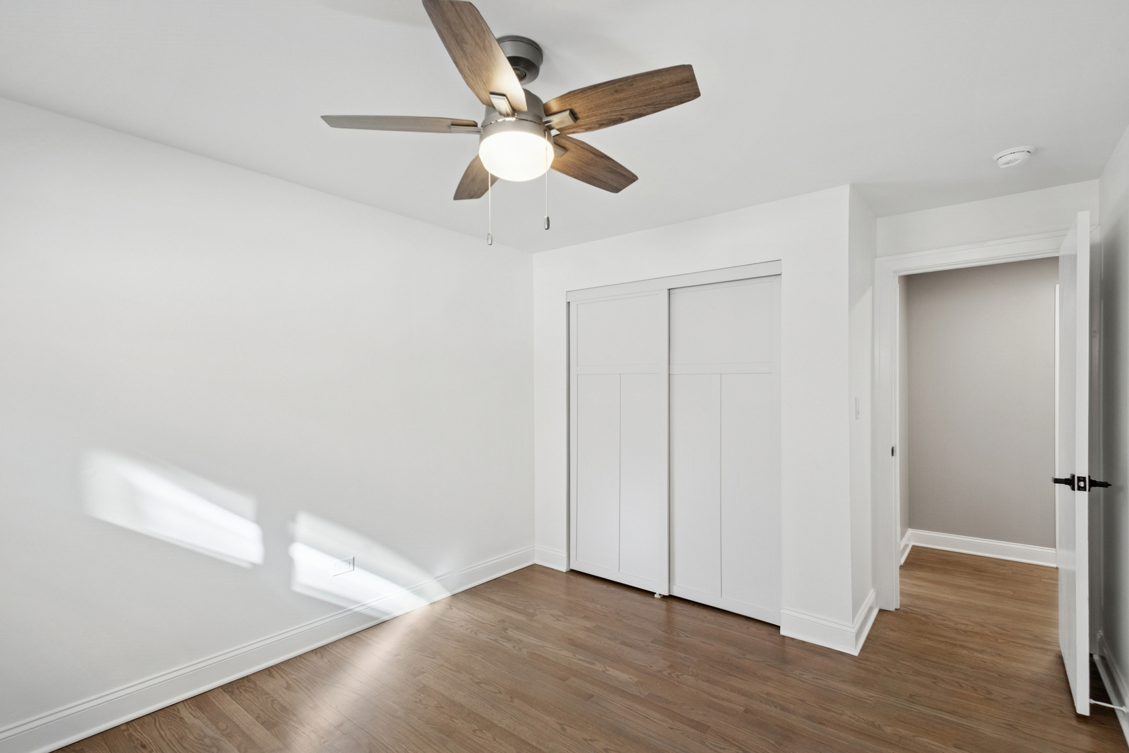 4201 N Paulina Street, Chicago, IL 60613