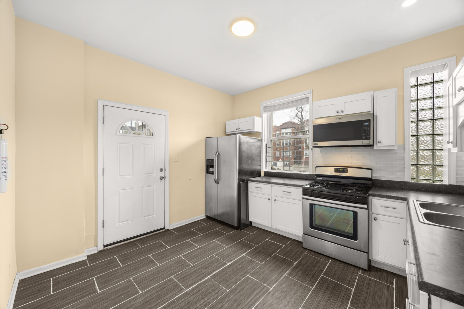 6649 S Rhodes Avenue #1S, Chicago, IL 60637