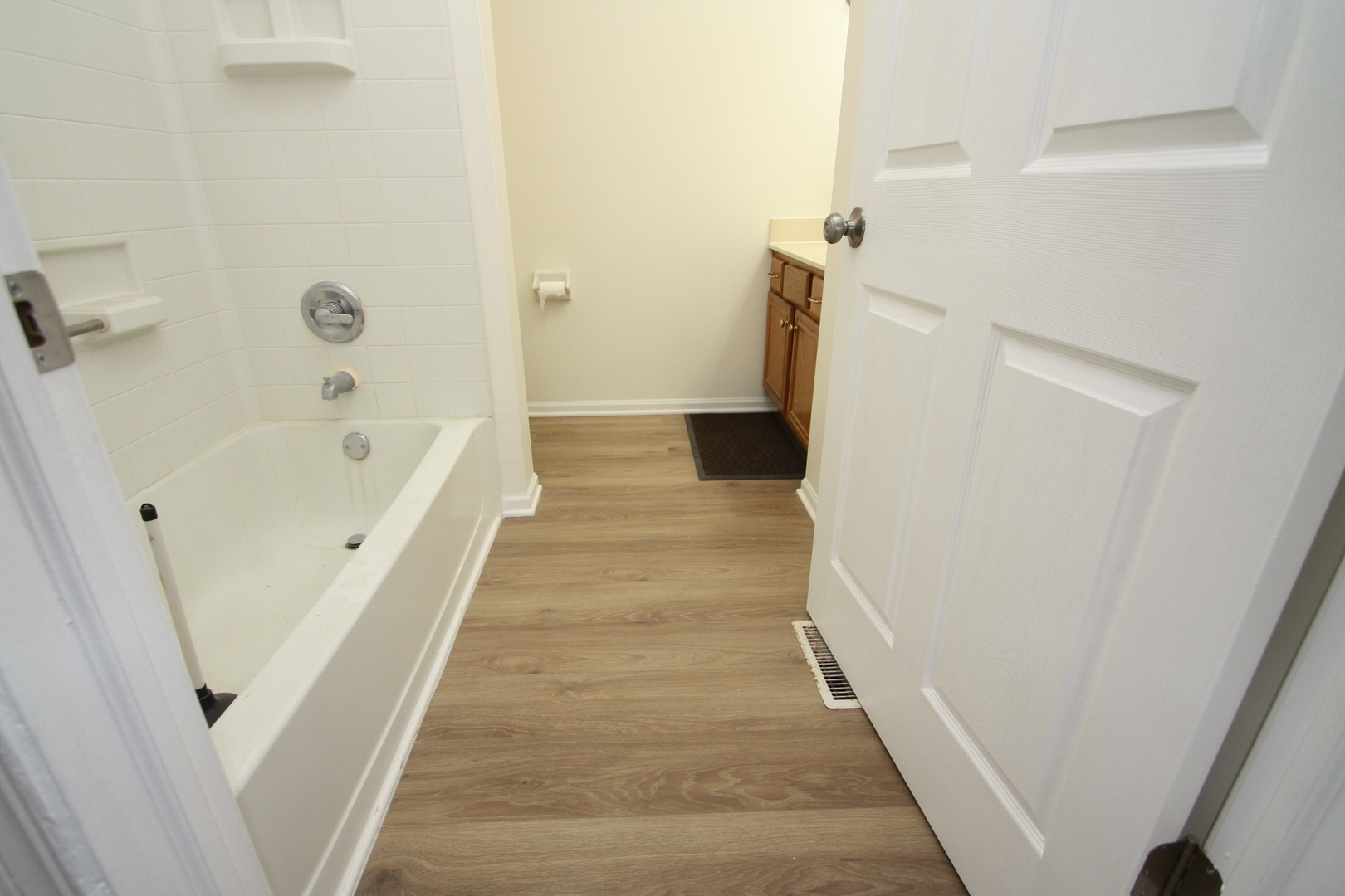 2969 Saganashkee Lane, Naperville, IL 60564