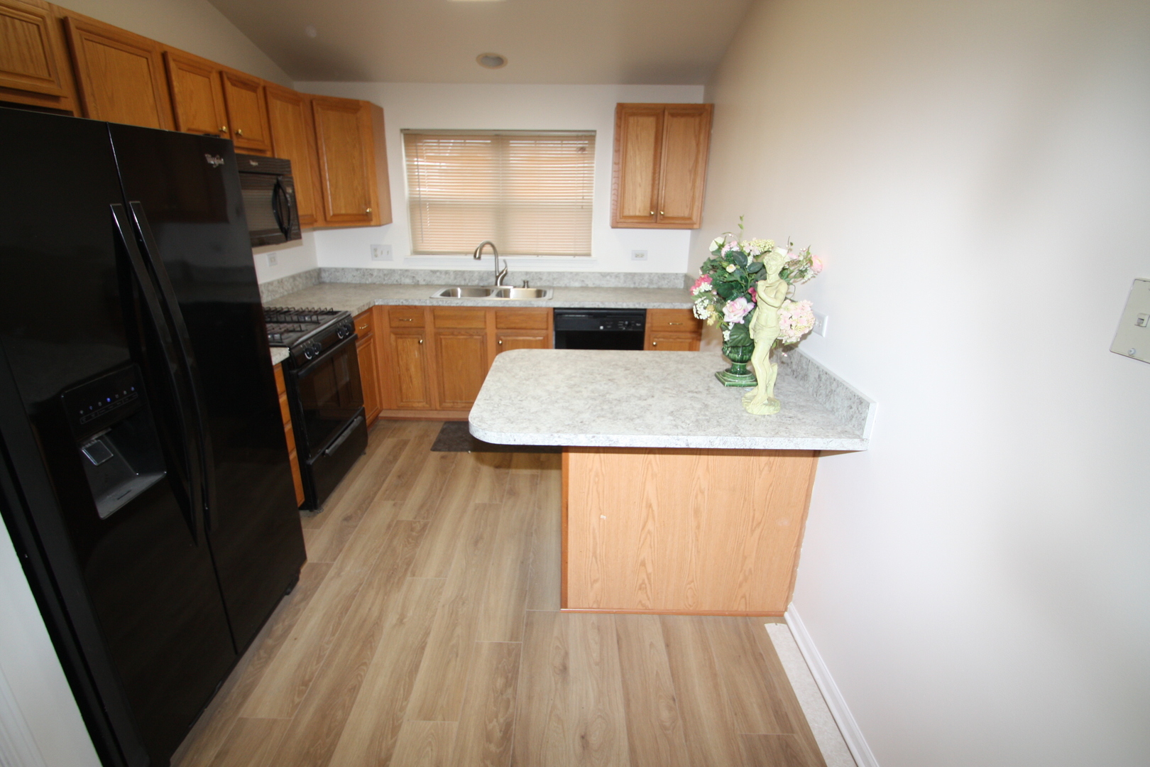 2969 Saganashkee Lane, Naperville, IL 60564