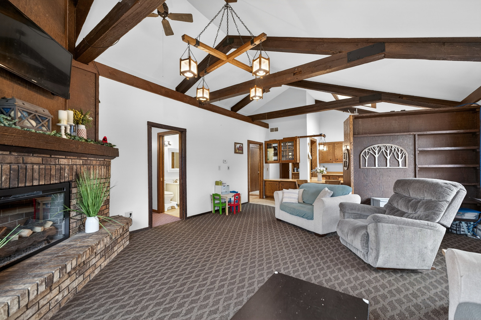 218 Virgil Street, Maple Park, IL 60151