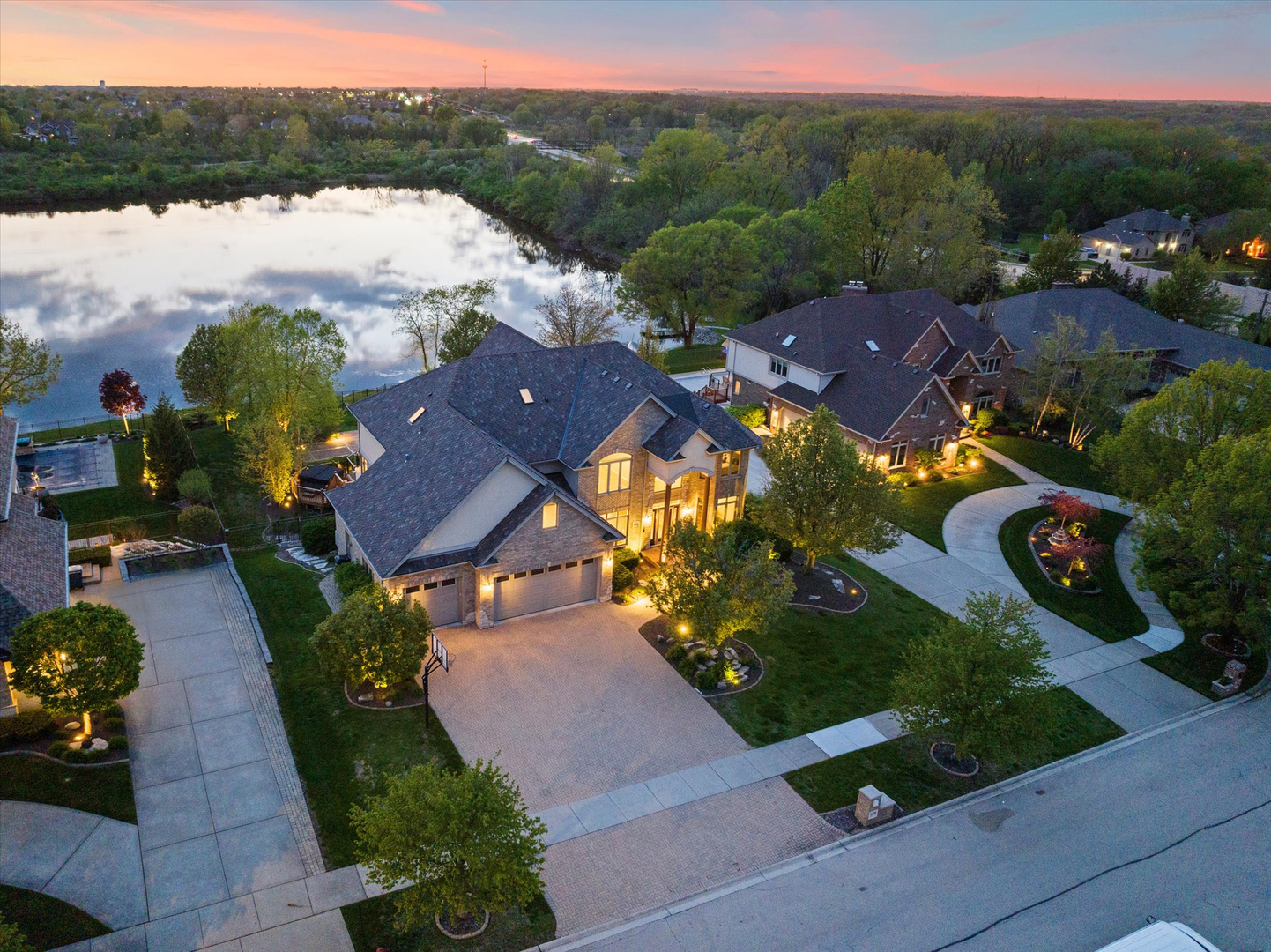 21170 Sage Brush Lane, Mokena, IL 60448