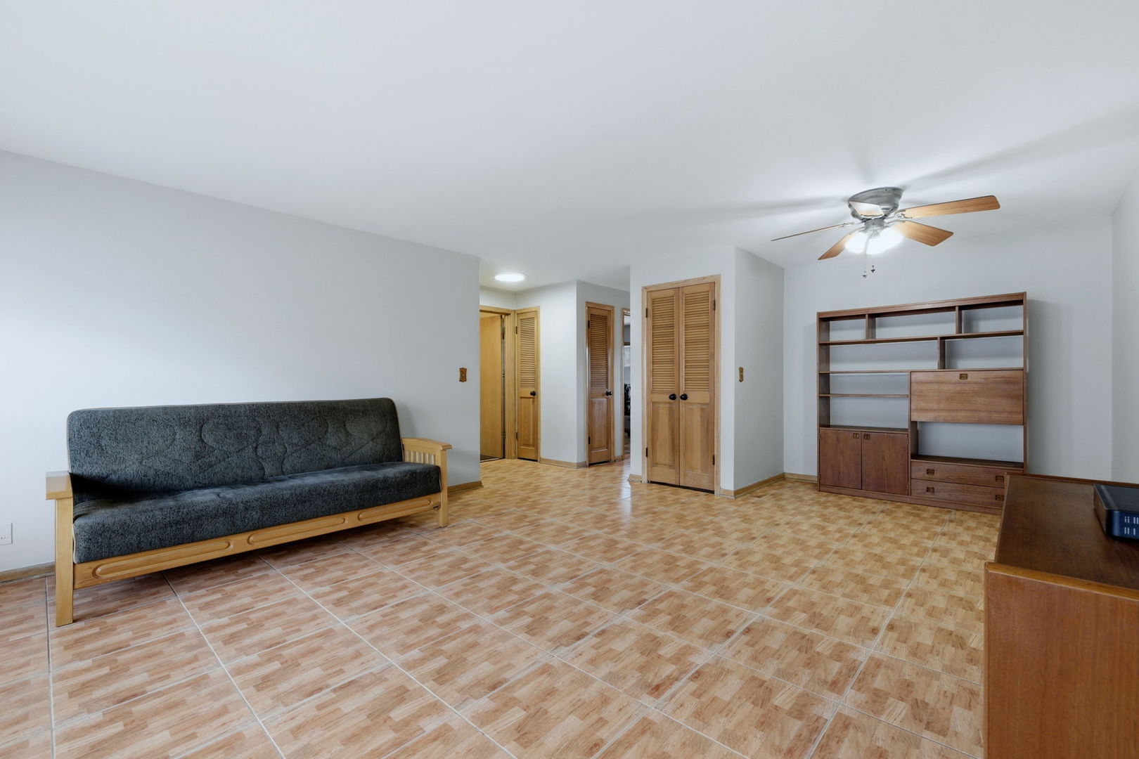 4101 N Keeler Avenue #2B, Chicago, IL 60641