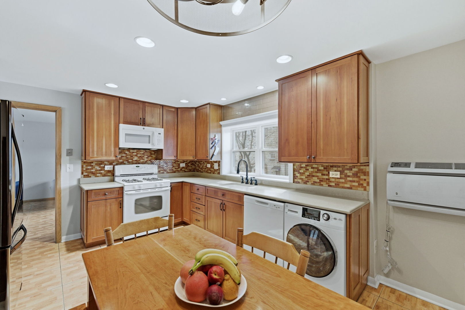 4101 N Keeler Avenue #2B, Chicago, IL 60641