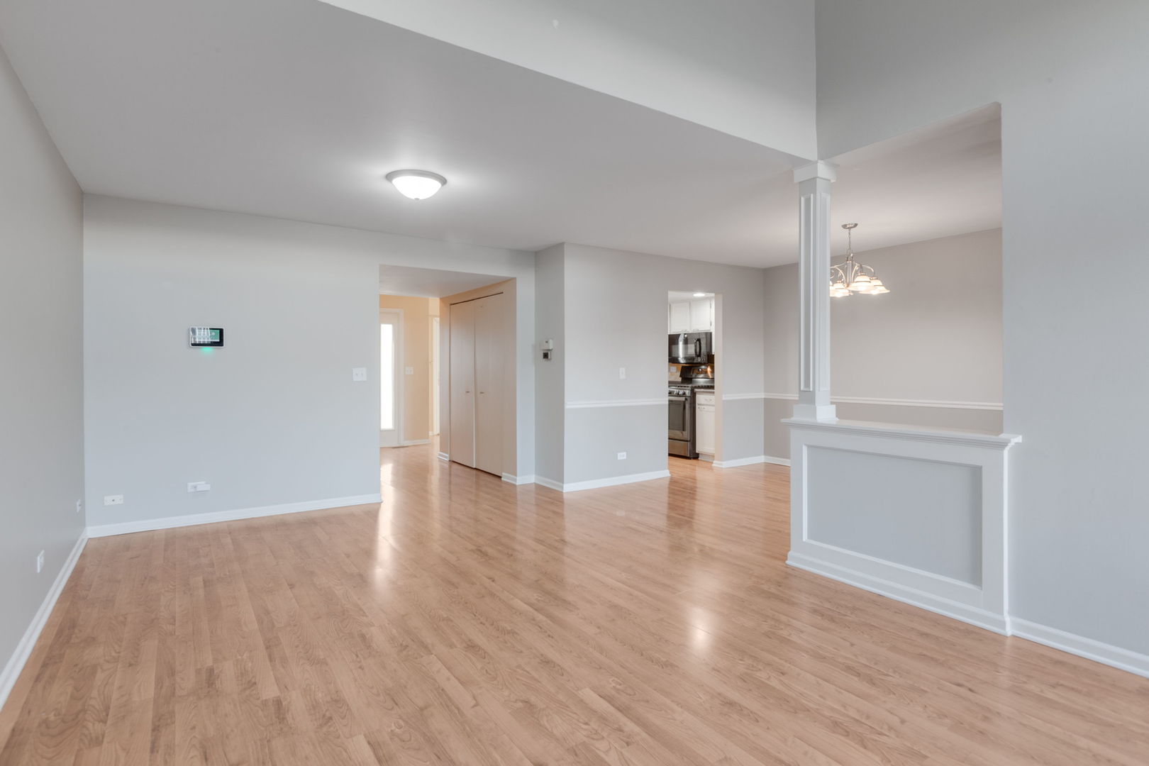 2281 Club House Avenue, Naperville, IL 60563