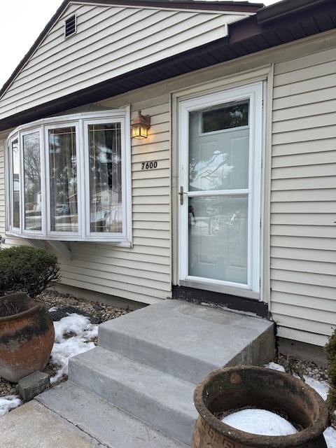 7600 S FERDINAND Avenue, Bridgeview, IL 60455