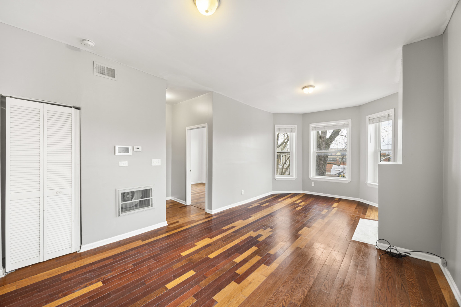 6649 S Rhodes Avenue #2N, Chicago, IL 60637