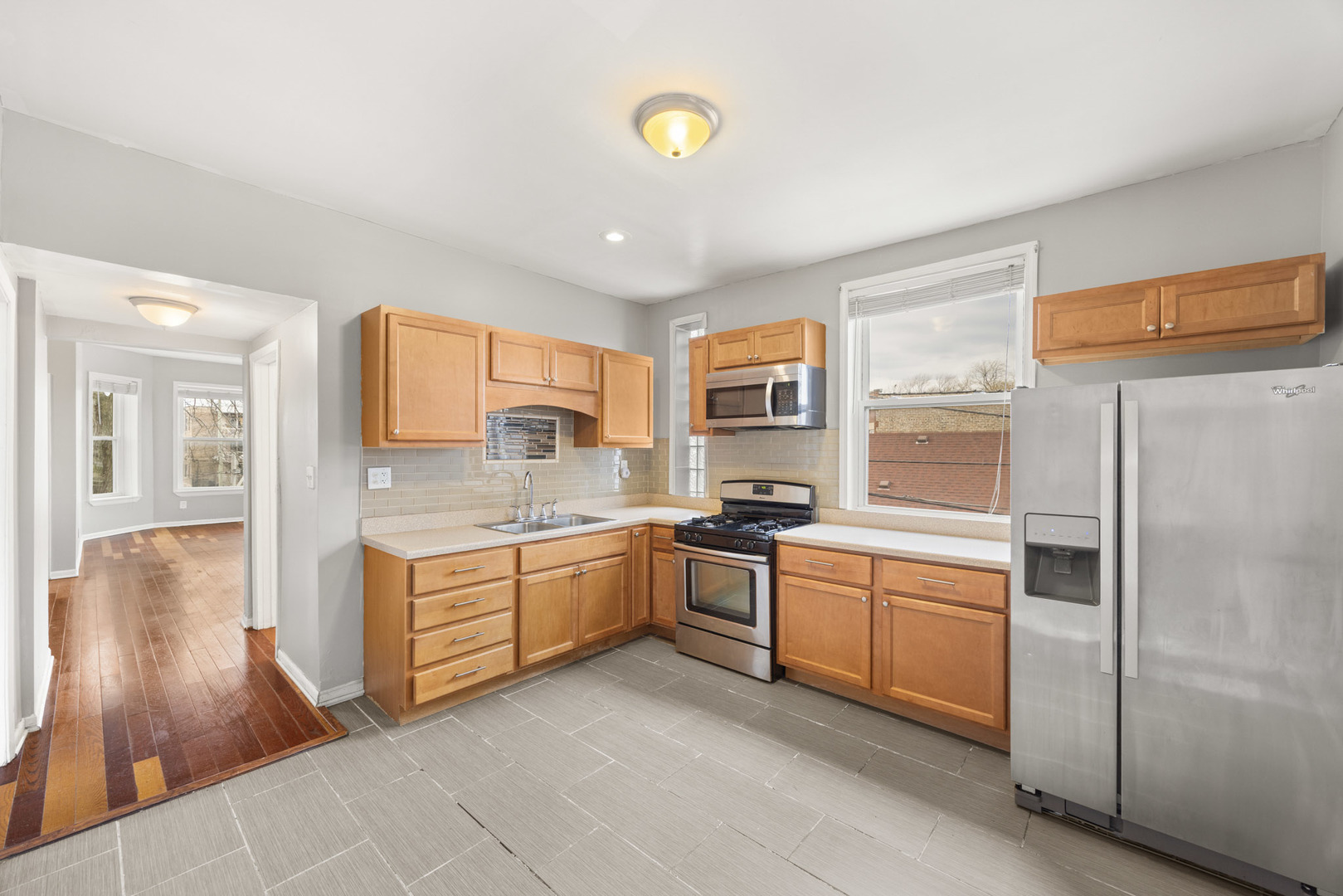 6649 S Rhodes Avenue #2N, Chicago, IL 60637