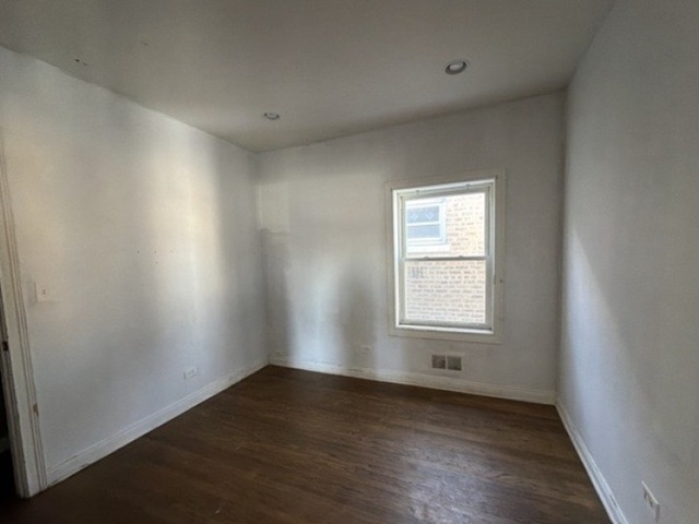 1640 N Laramie Avenue, Chicago, IL 60639