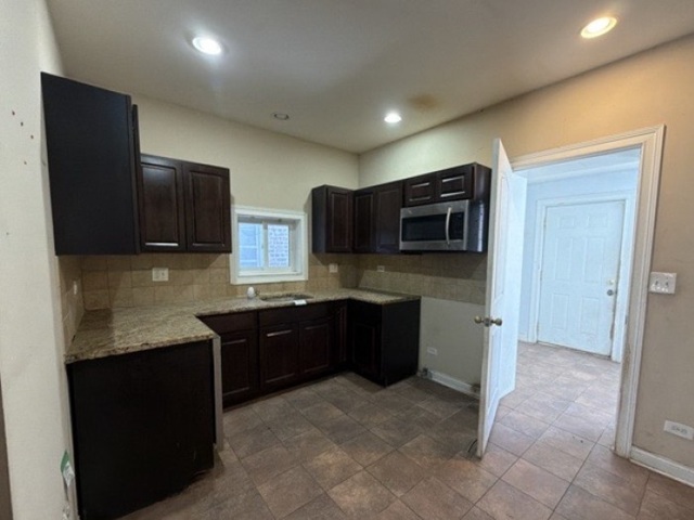 1640 N Laramie Avenue, Chicago, IL 60639