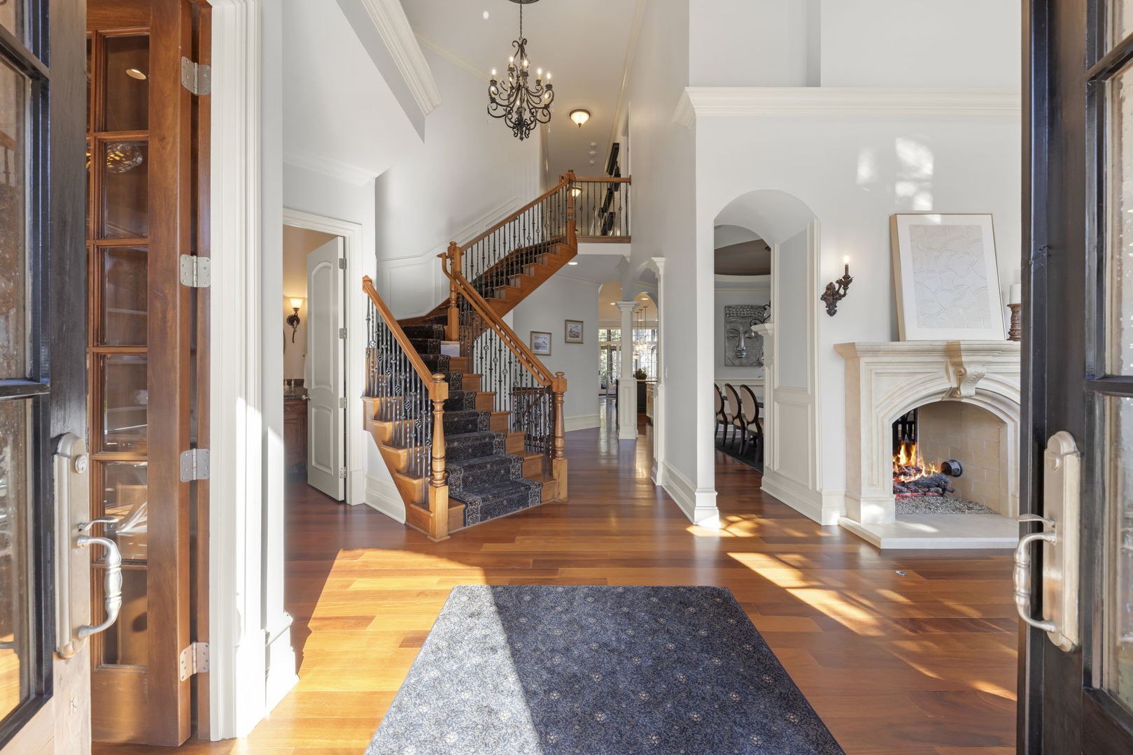 411 W Jefferson Avenue, Naperville, IL 60540